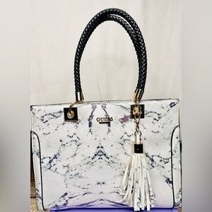 SOLD!!!!!!

GUESS Marble-Patterned Tote